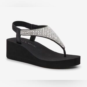 Kelly & Katie Black Sandals with Rhinestone Accents 8/39